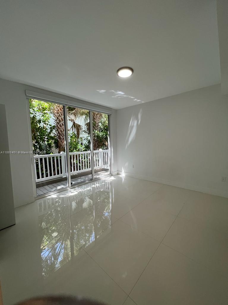 BAY HARBOUR ISLAND - Residential Lease