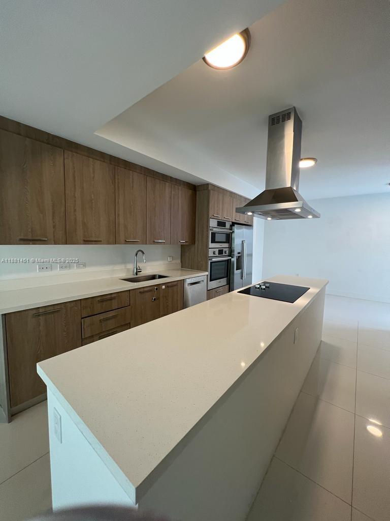 BAY HARBOUR ISLAND - Residential Lease