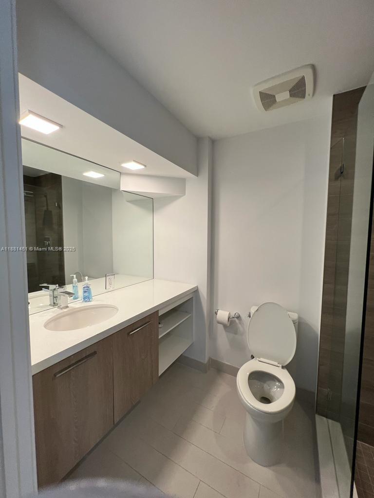 BAY HARBOUR ISLAND - Residential Lease