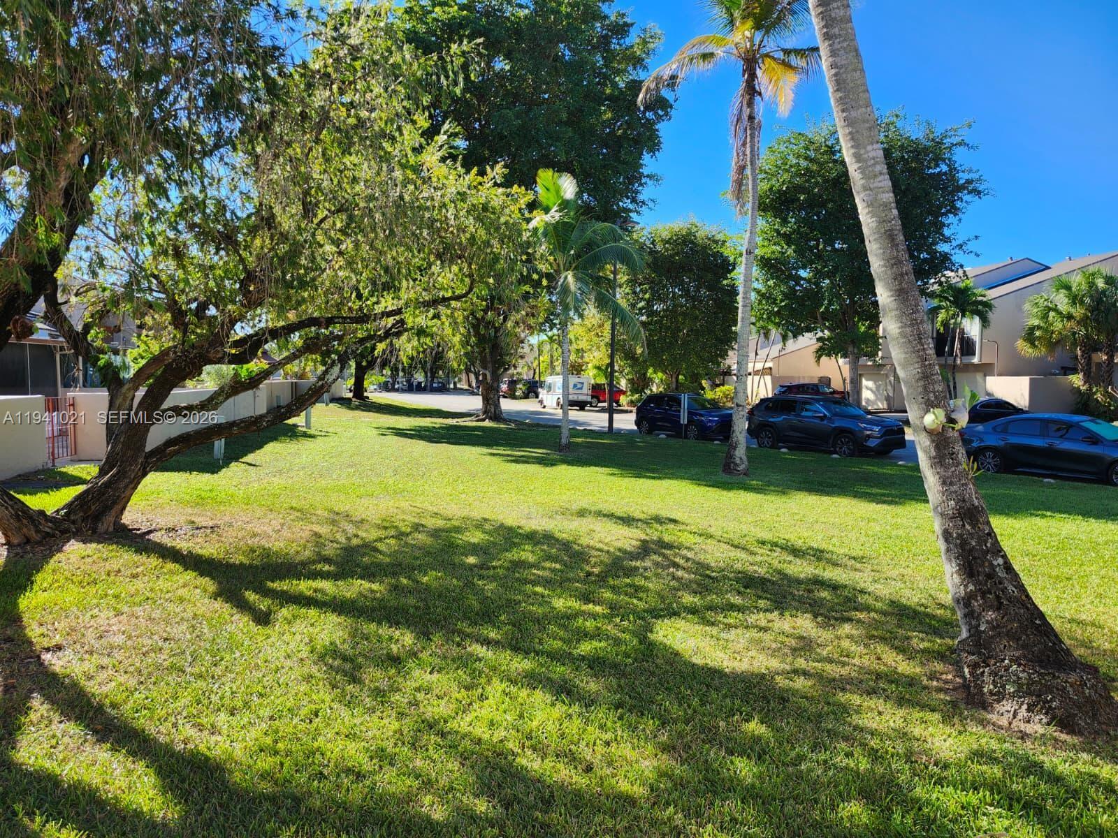 OAKVIEW CONDO #4 - Residential