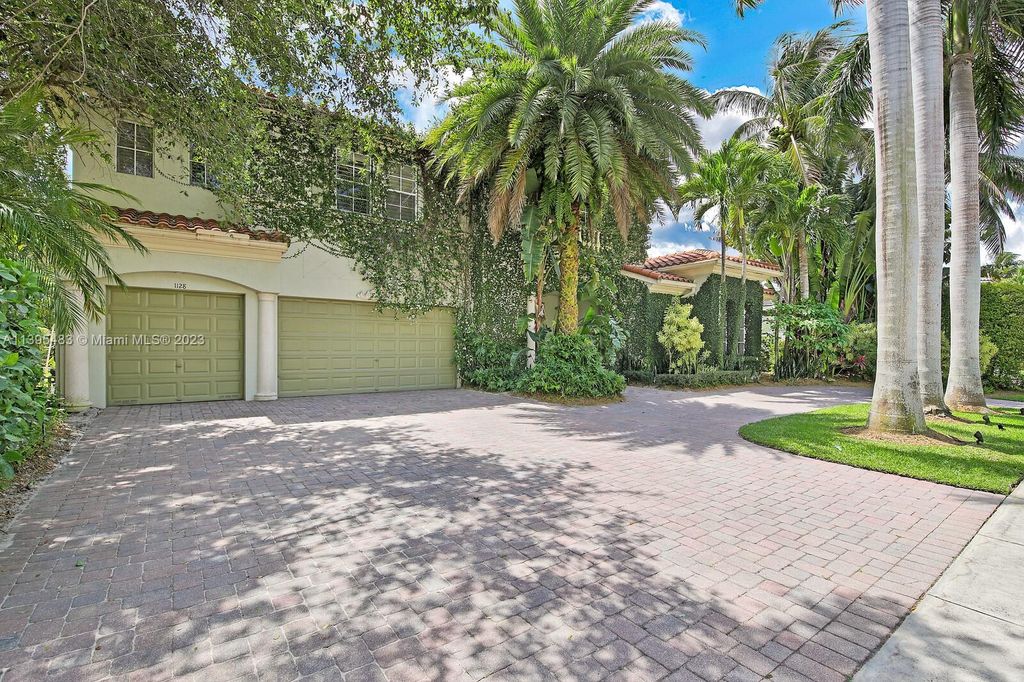 Photo of 1128 San Michele Way, Palm Beach Gardens, FL 33418 (MLS # A11395483)