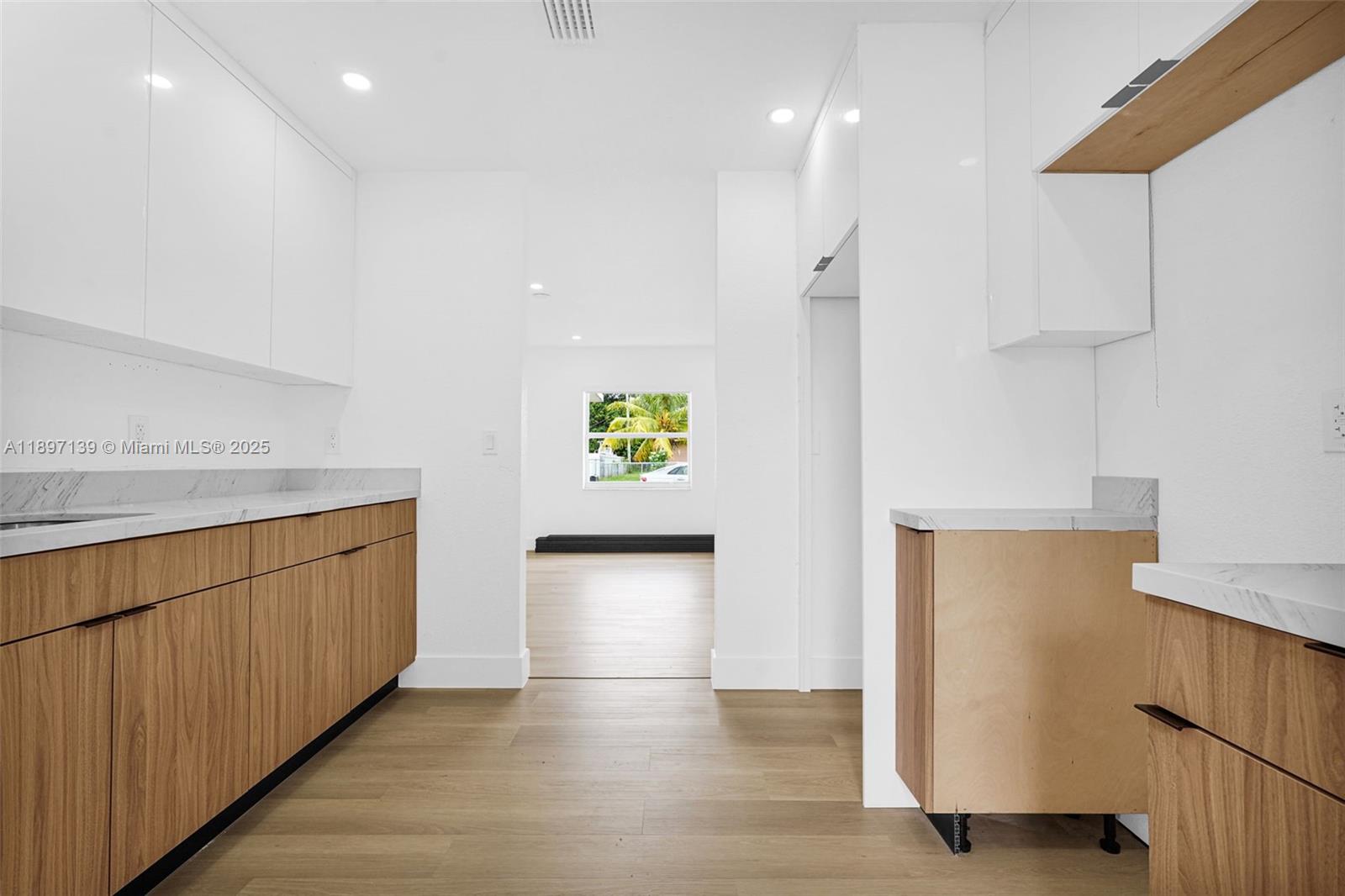 NICHOLS GOLF ESTATES - Residential