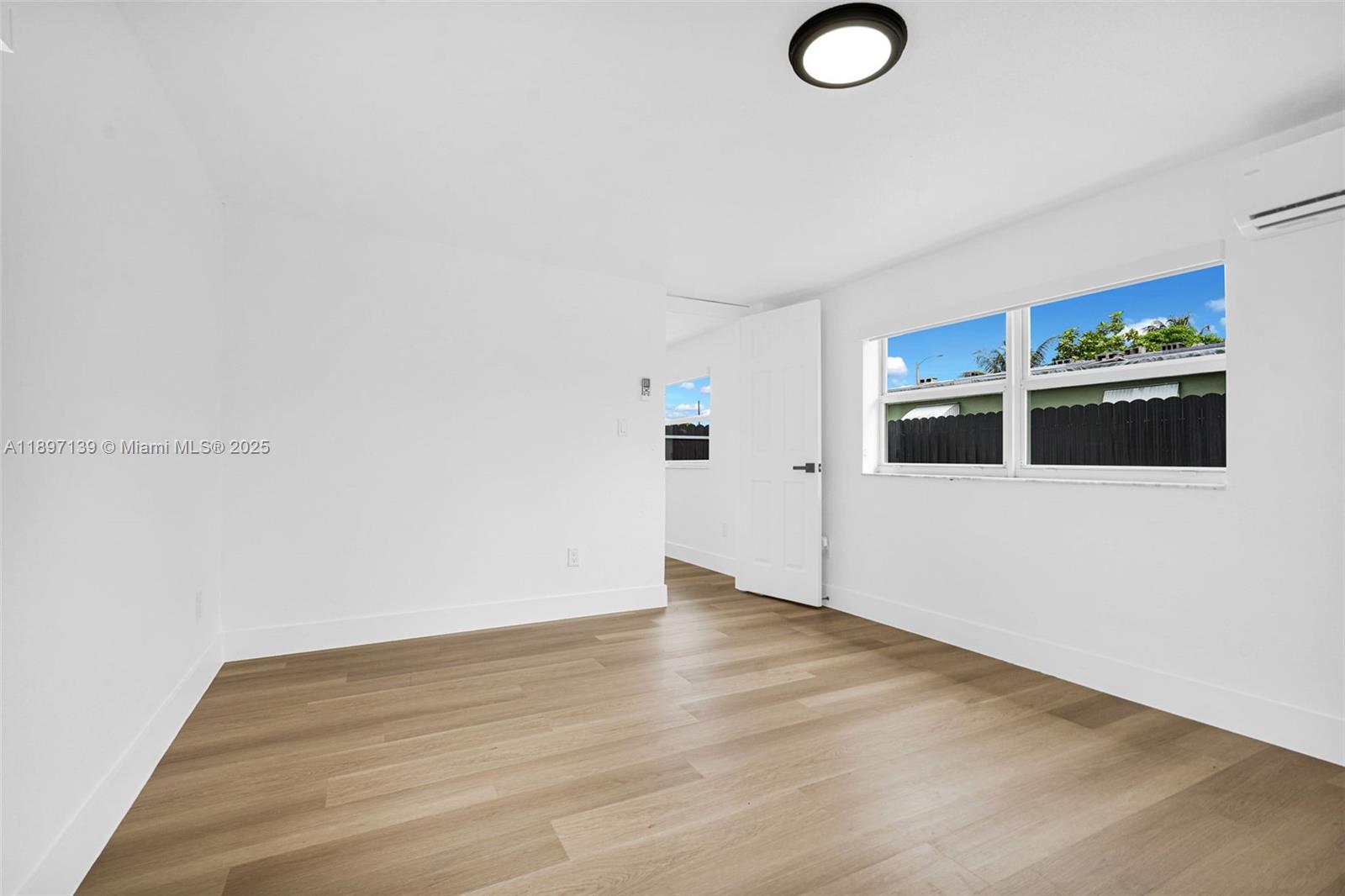 NICHOLS GOLF ESTATES - Residential