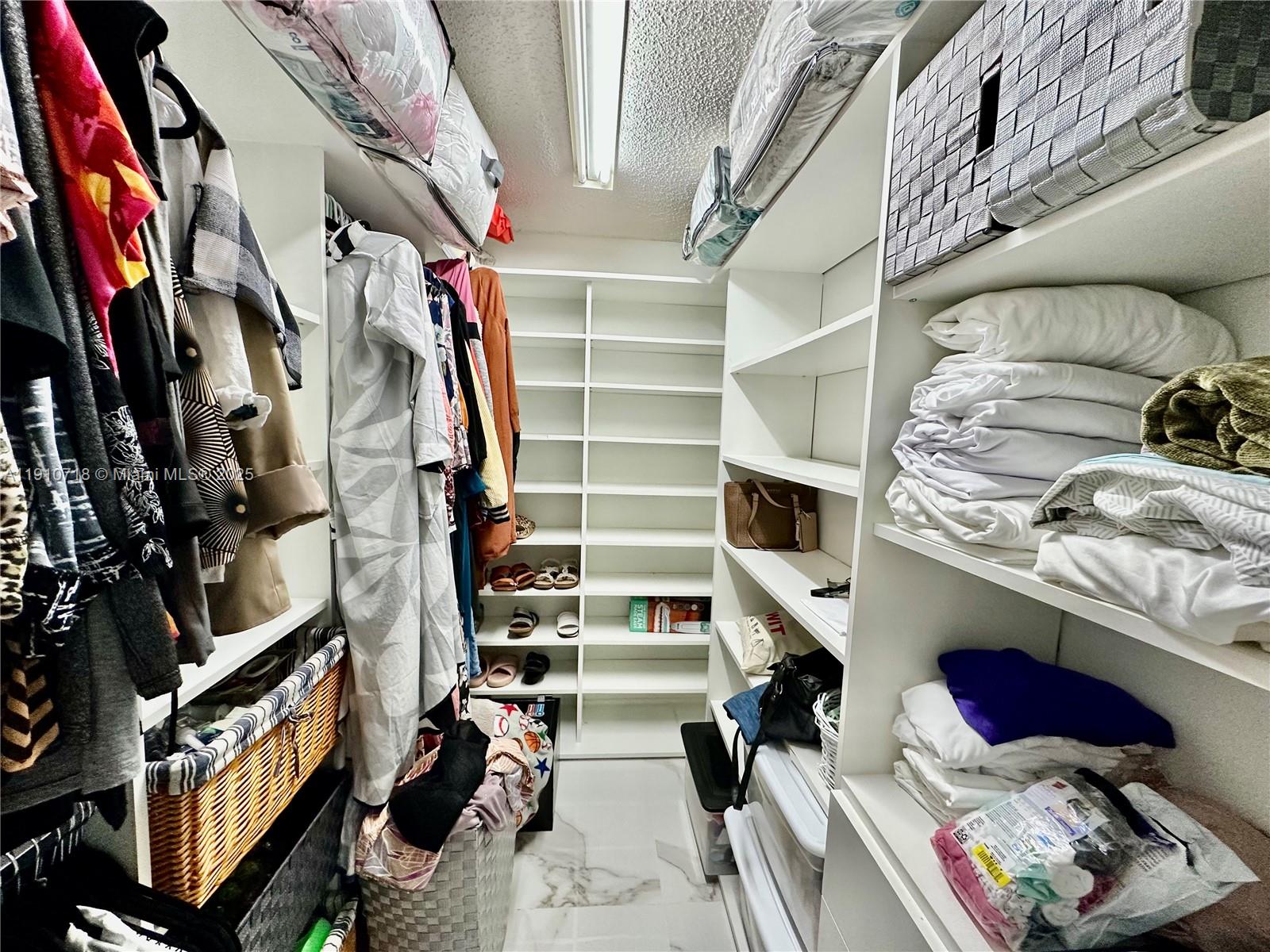 MONTERREY 5TH ADDN - Residential Lease