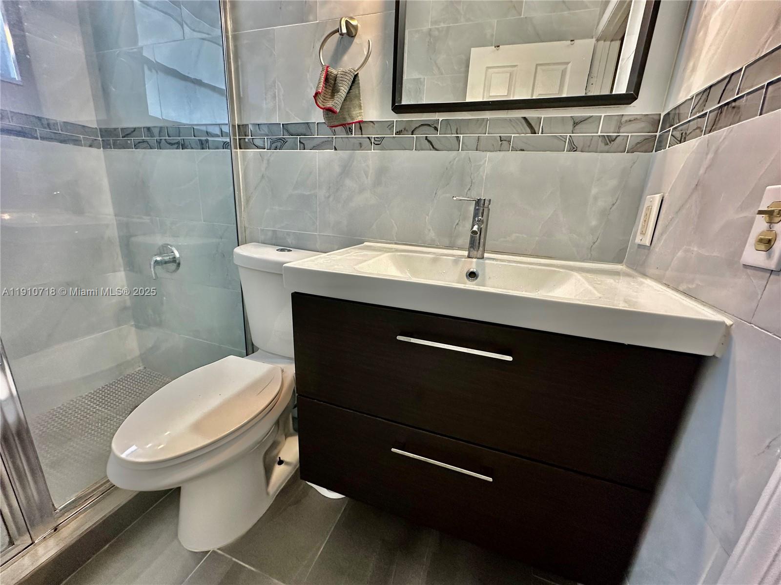 MONTERREY 5TH ADDN - Residential Lease