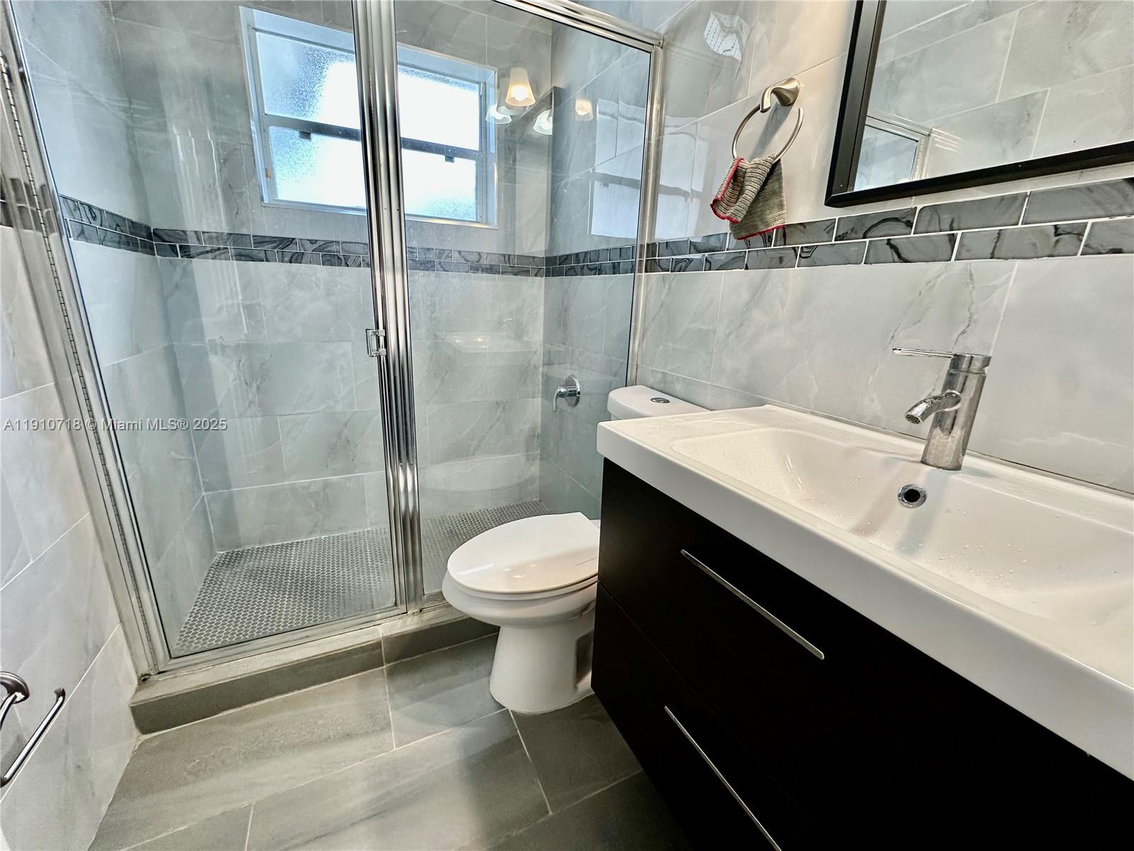 MONTERREY 5TH ADDN - Residential Lease