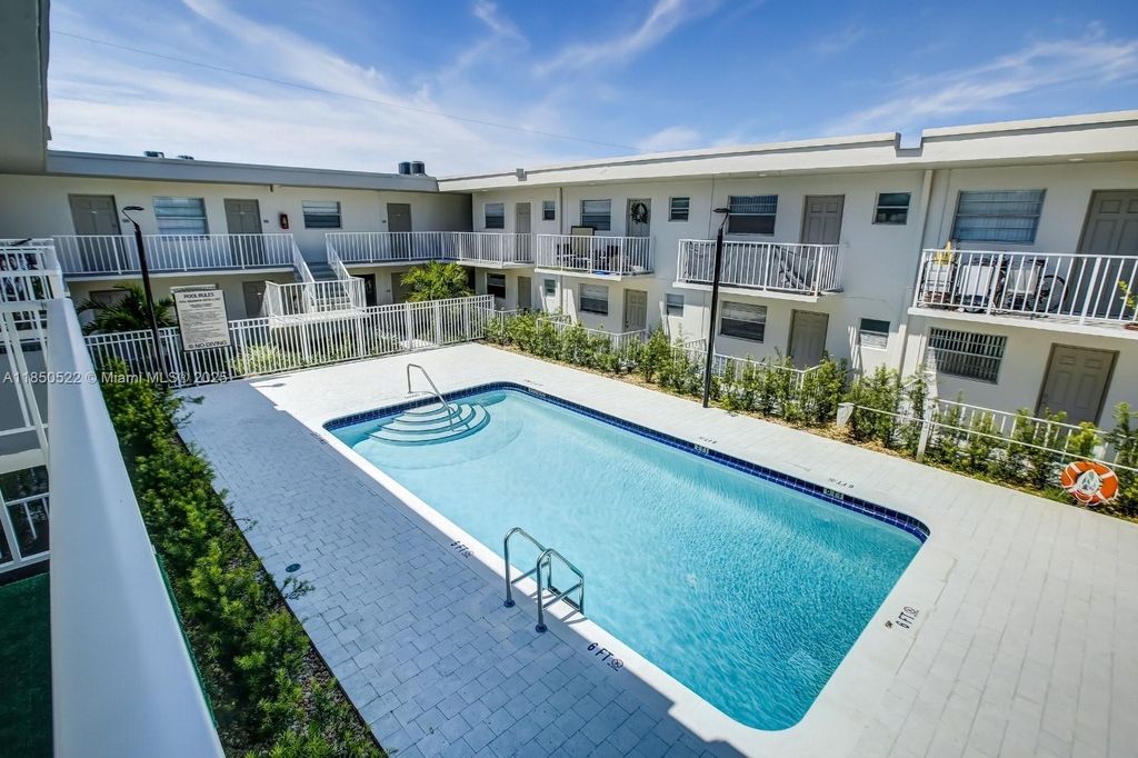 Photo of 1720 Cleveland St #212w, Hollywood, FL 33020 (MLS # A11850522)