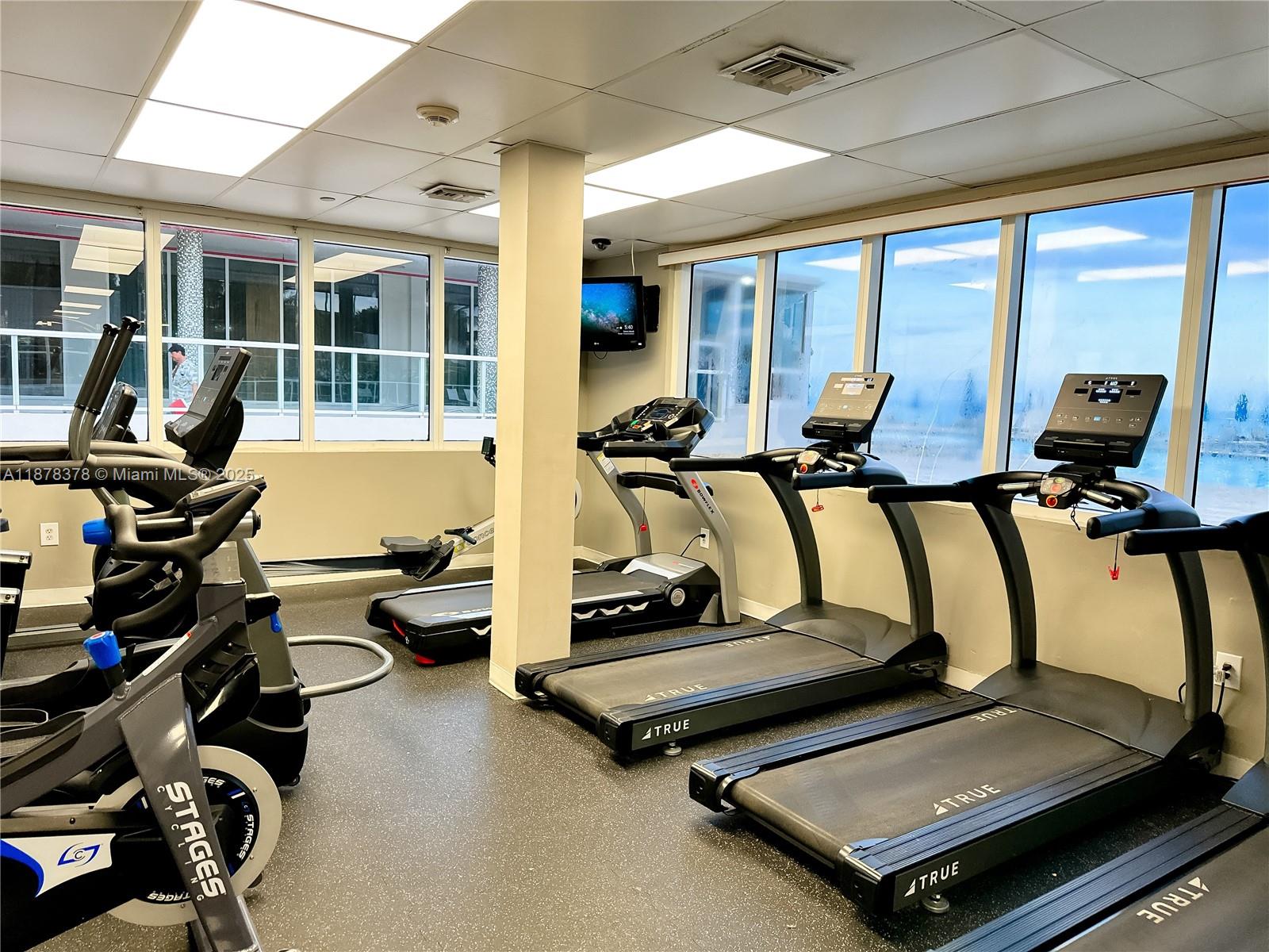 THE AVENTURA BEACH CLUB C - Residential