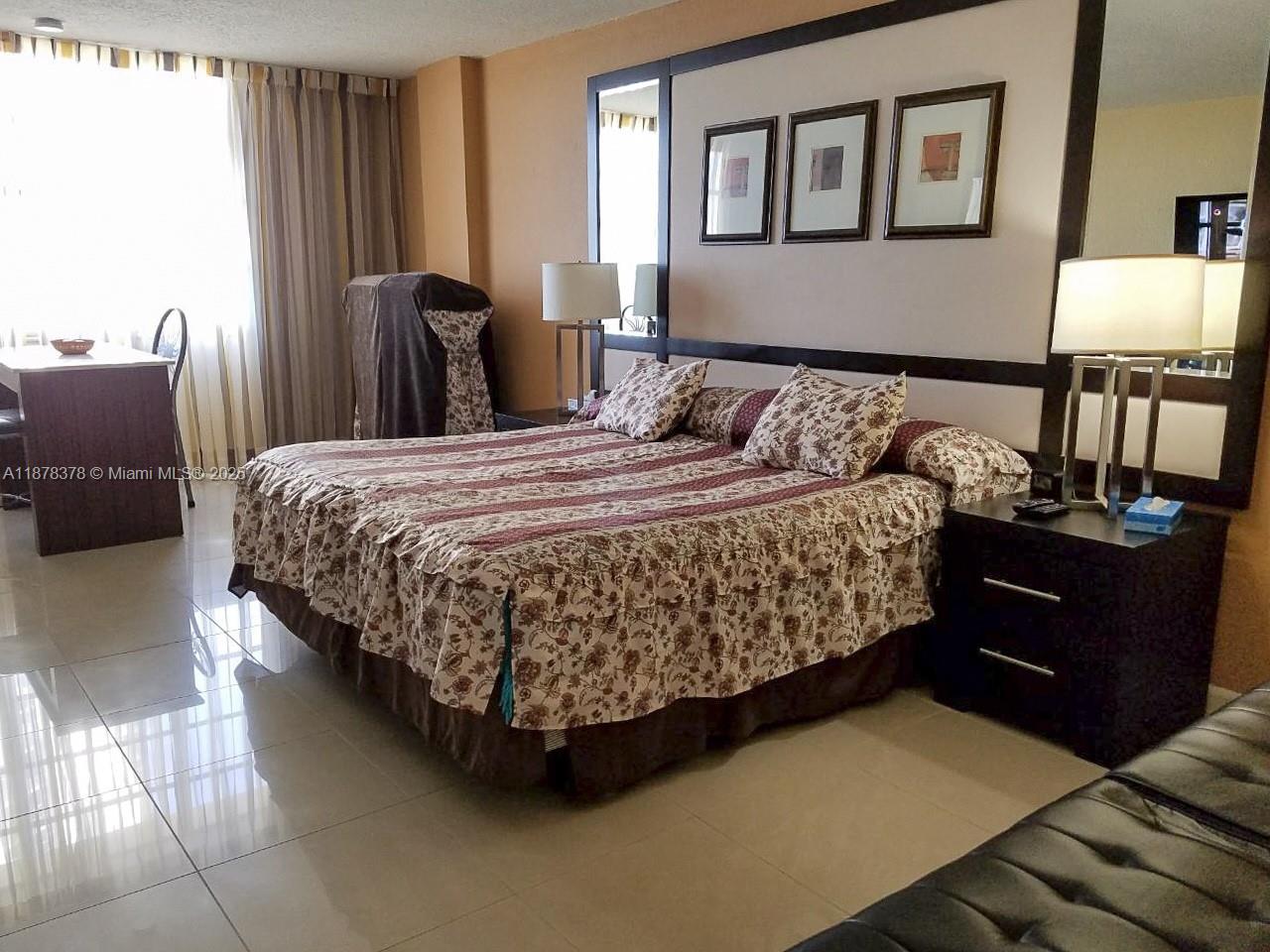 THE AVENTURA BEACH CLUB C - Residential