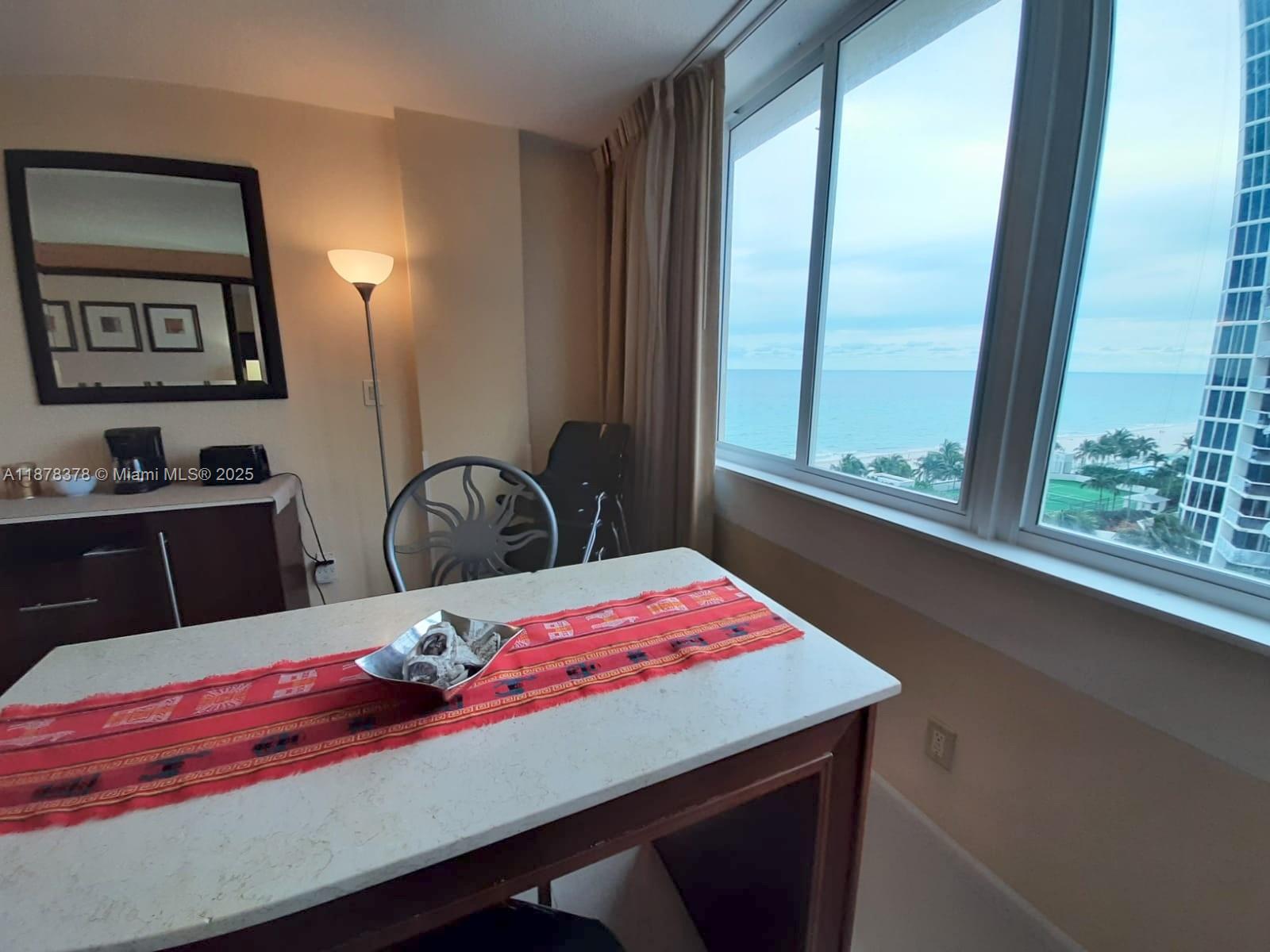 THE AVENTURA BEACH CLUB C - Residential