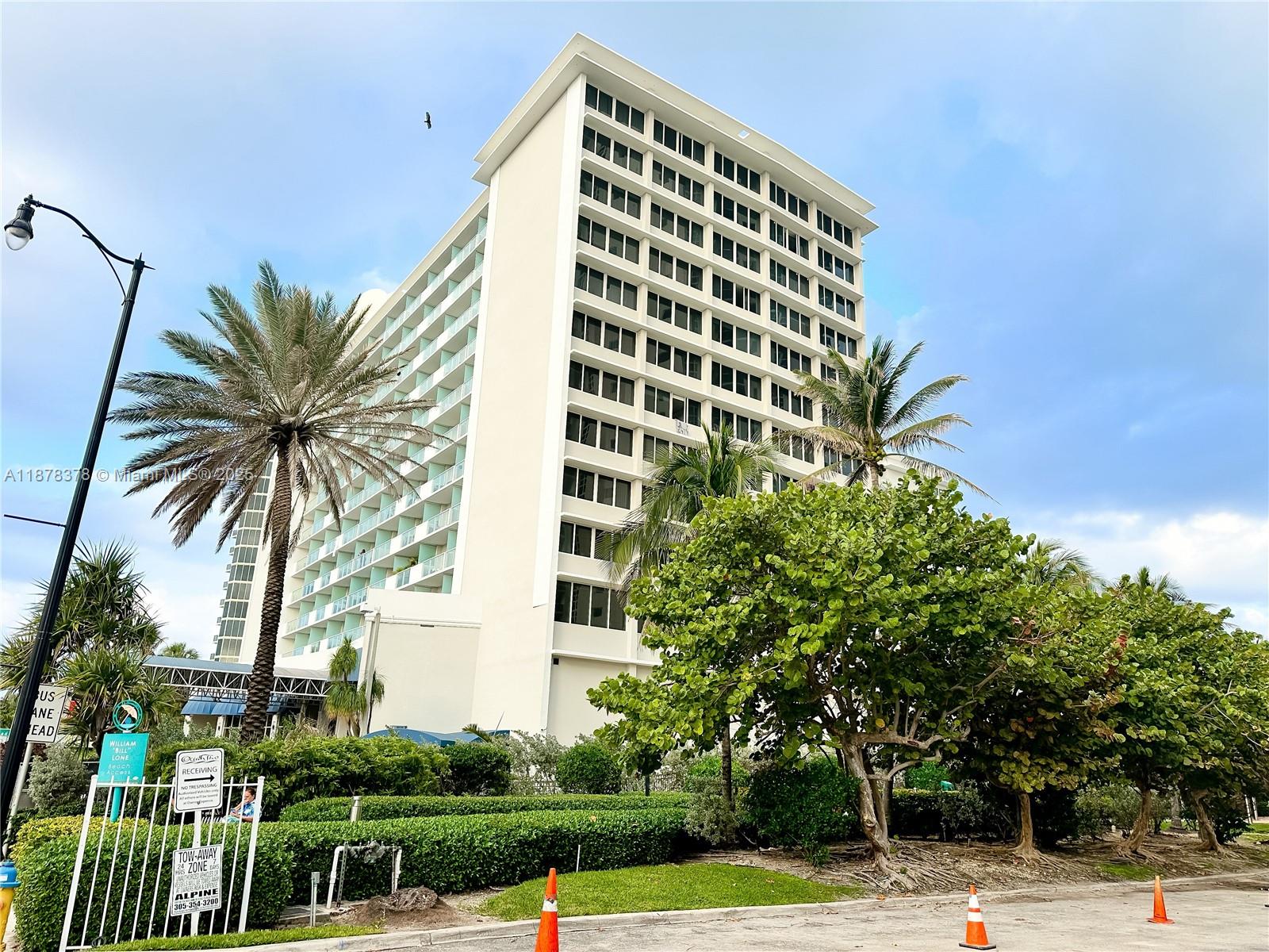 THE AVENTURA BEACH CLUB C - Residential