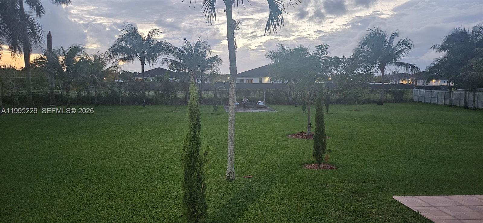 THE REDLANDS SEC 2 - Residential