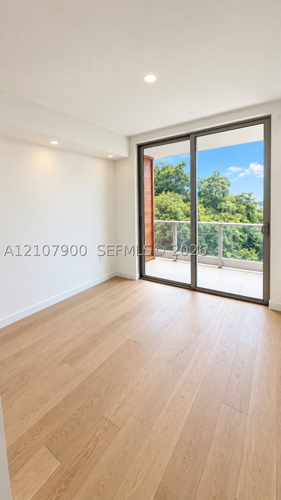 2200 Brickell Ave 414