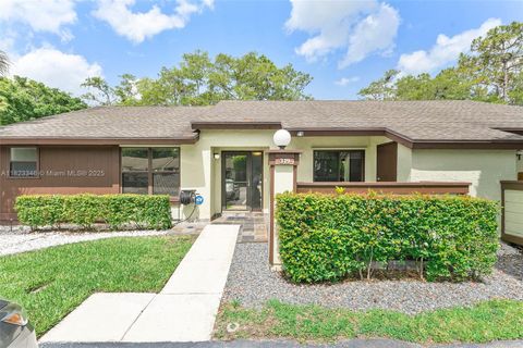 319 Elmira Ct Royal Palm Beach FL 33411