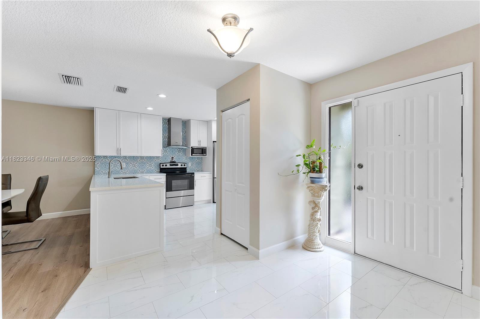 319 Elmira Ct