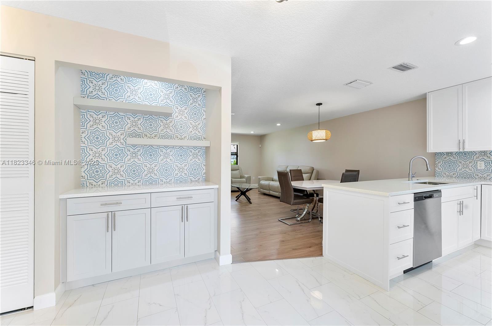 319 Elmira Ct