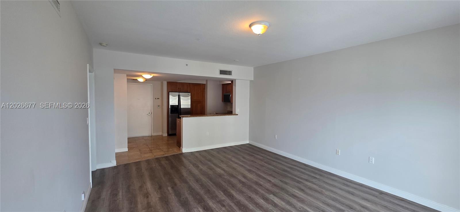 DUO CONDOMINIUM WEST - Residential