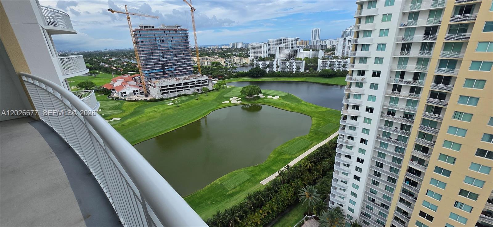 DUO CONDOMINIUM WEST - Residential