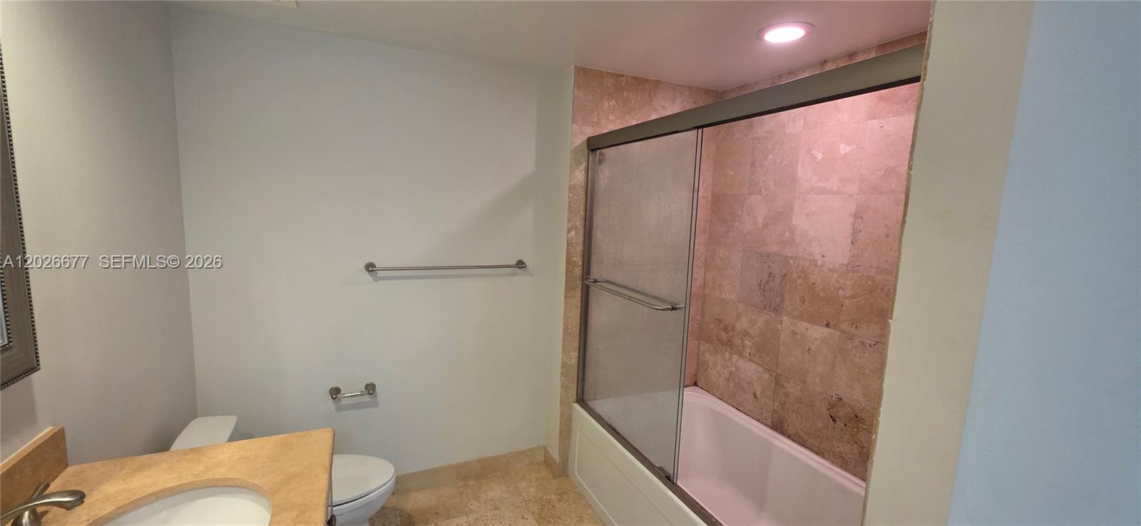 DUO CONDOMINIUM WEST - Residential