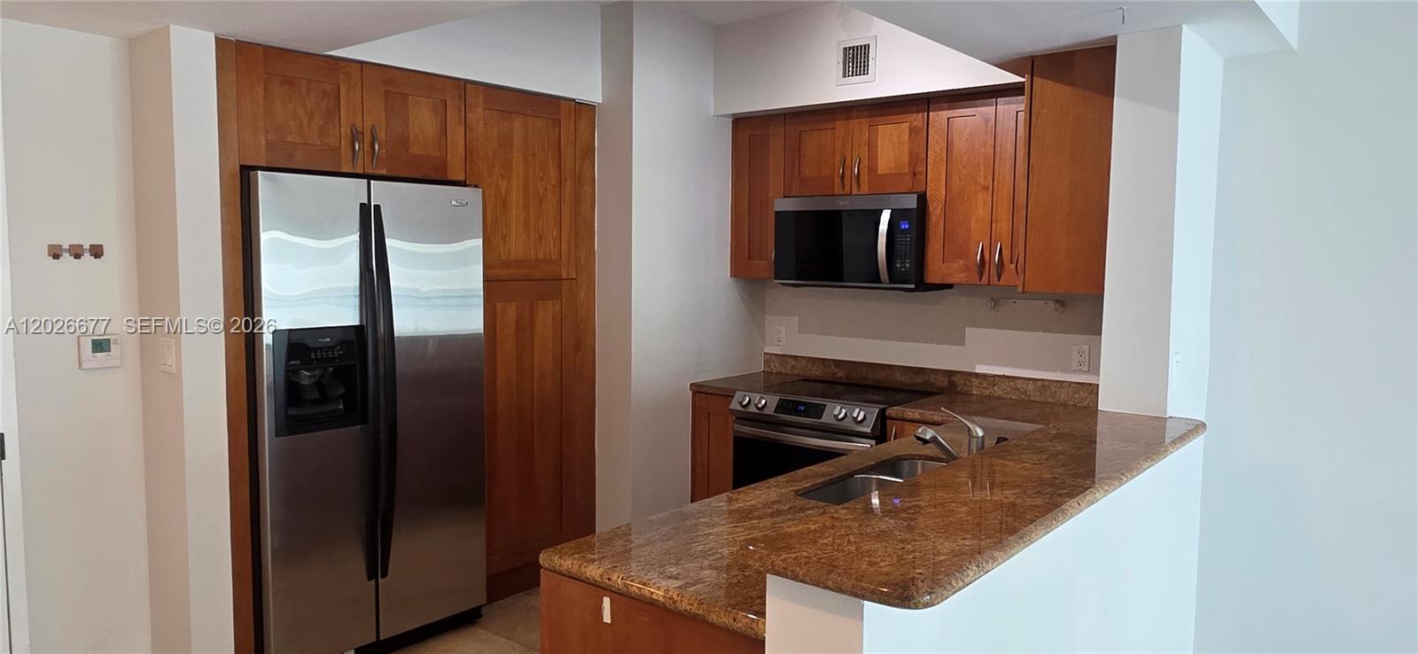 DUO CONDOMINIUM WEST - Residential