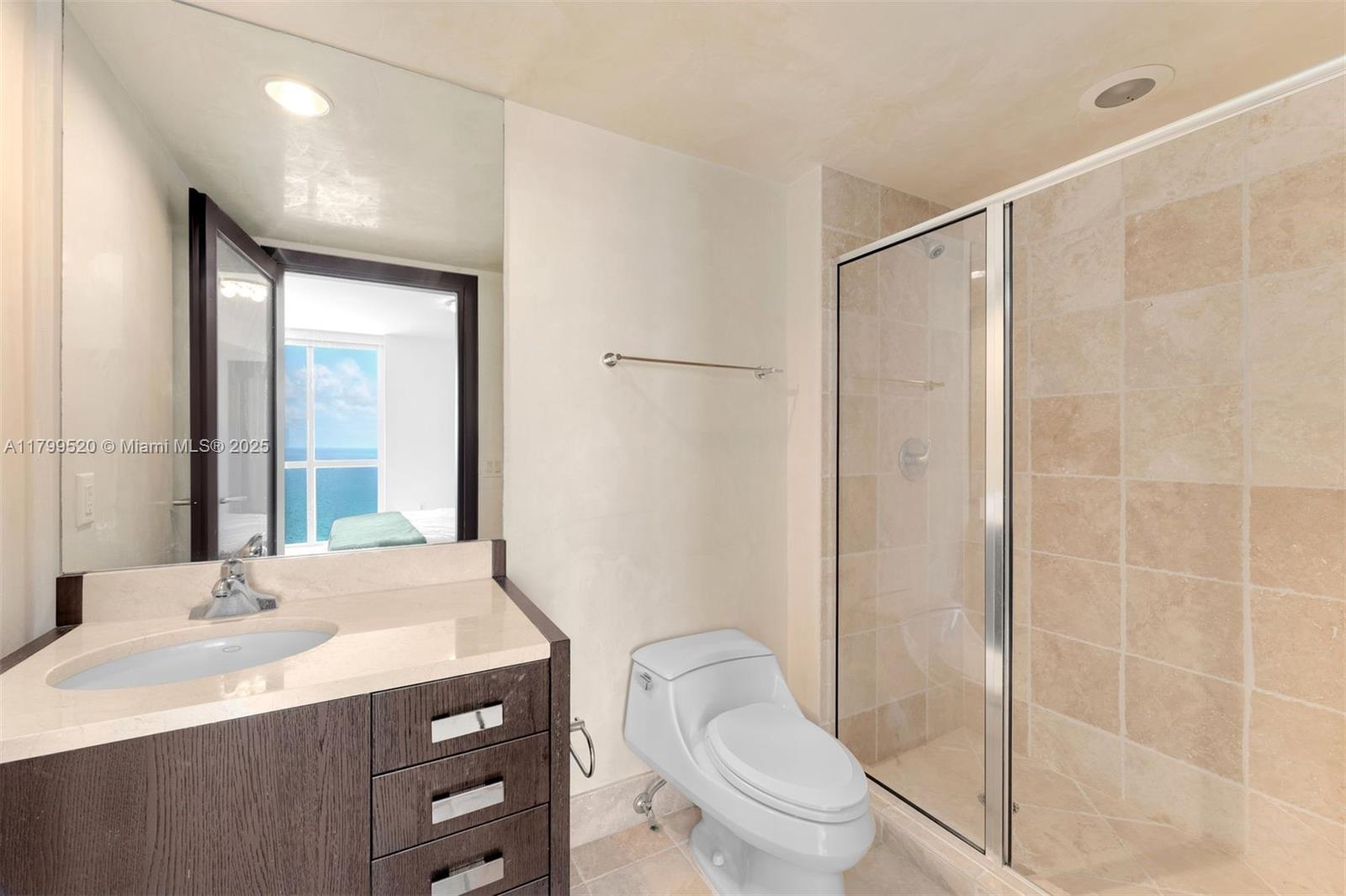 TRUMP ROYALE CONDO - Residential