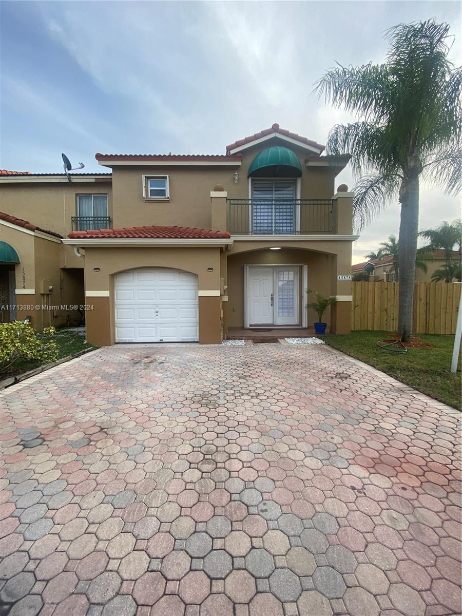 15878 Sw 70th Ter, Miami, Broward County, Florida - 3 Bedrooms  
3 Bathrooms - 