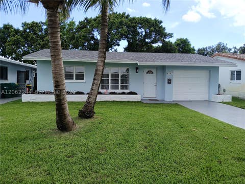 Photo of 4502 NW 46 St, Tamarac, FL 33319 (MLS # A12062244)