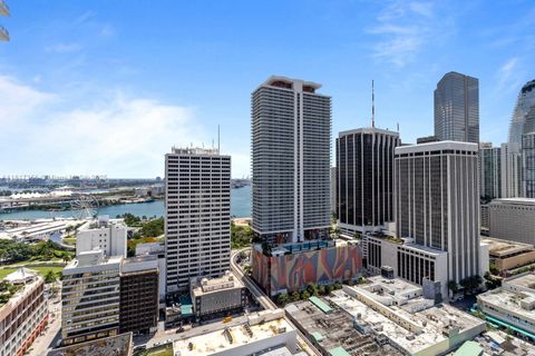 133 NE 2nd Ave 2712 Miami FL 33132