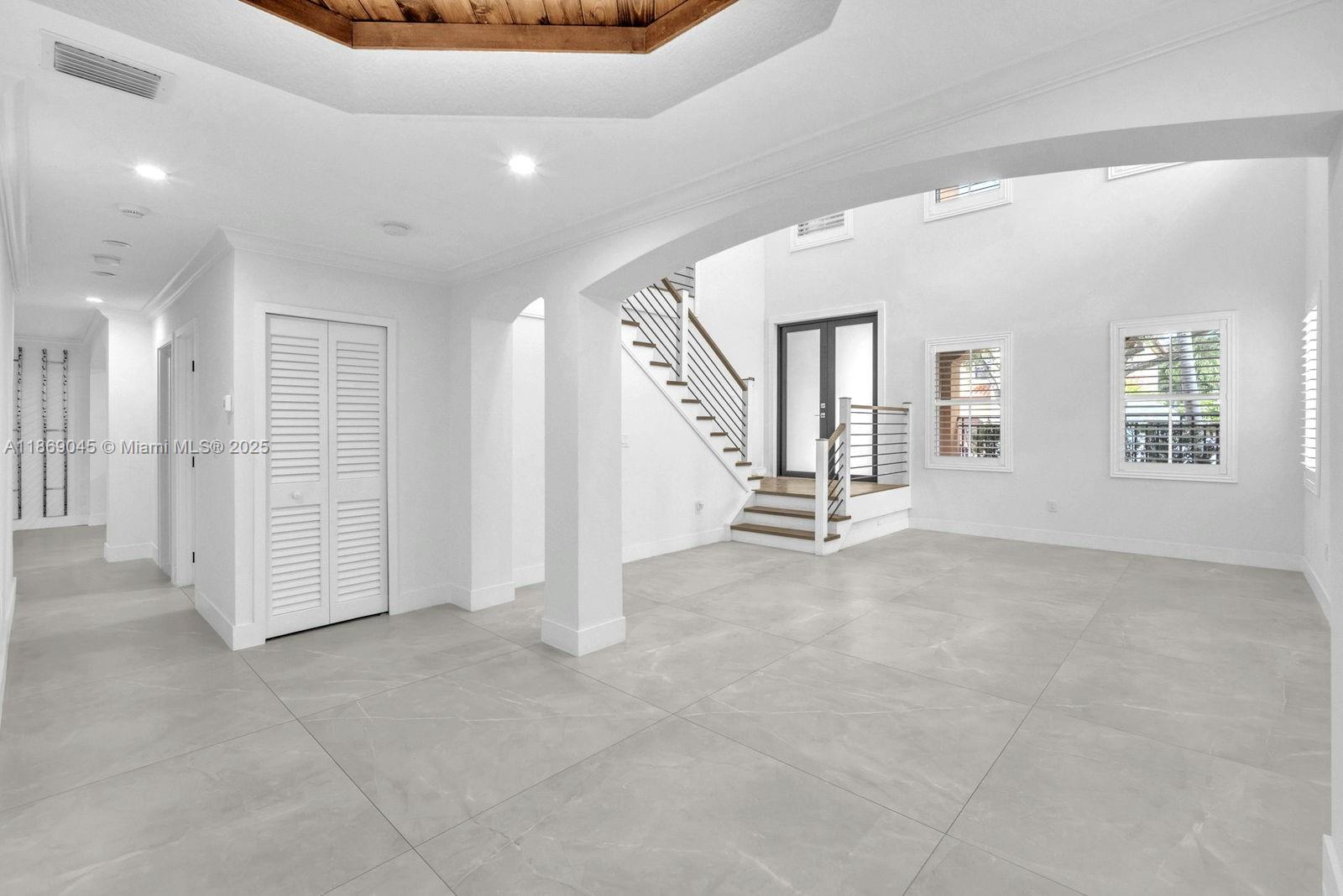 EGRET LAKE ESTATES - Residential