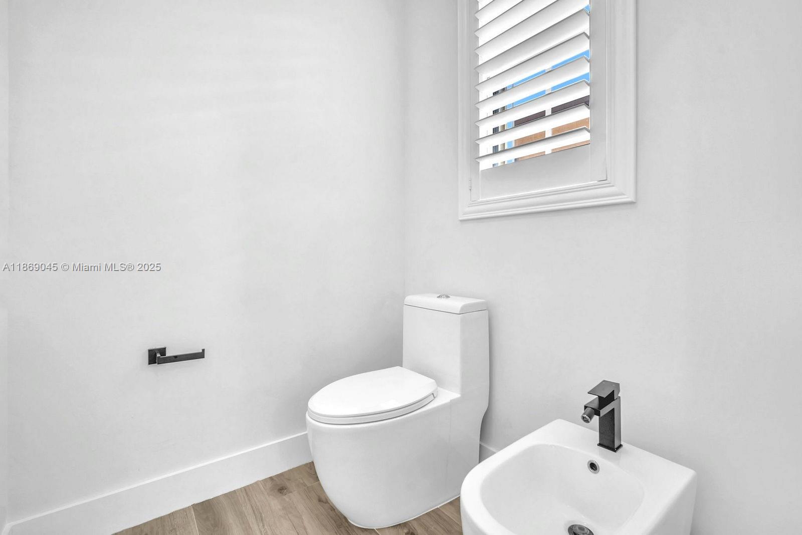 EGRET LAKE ESTATES - Residential