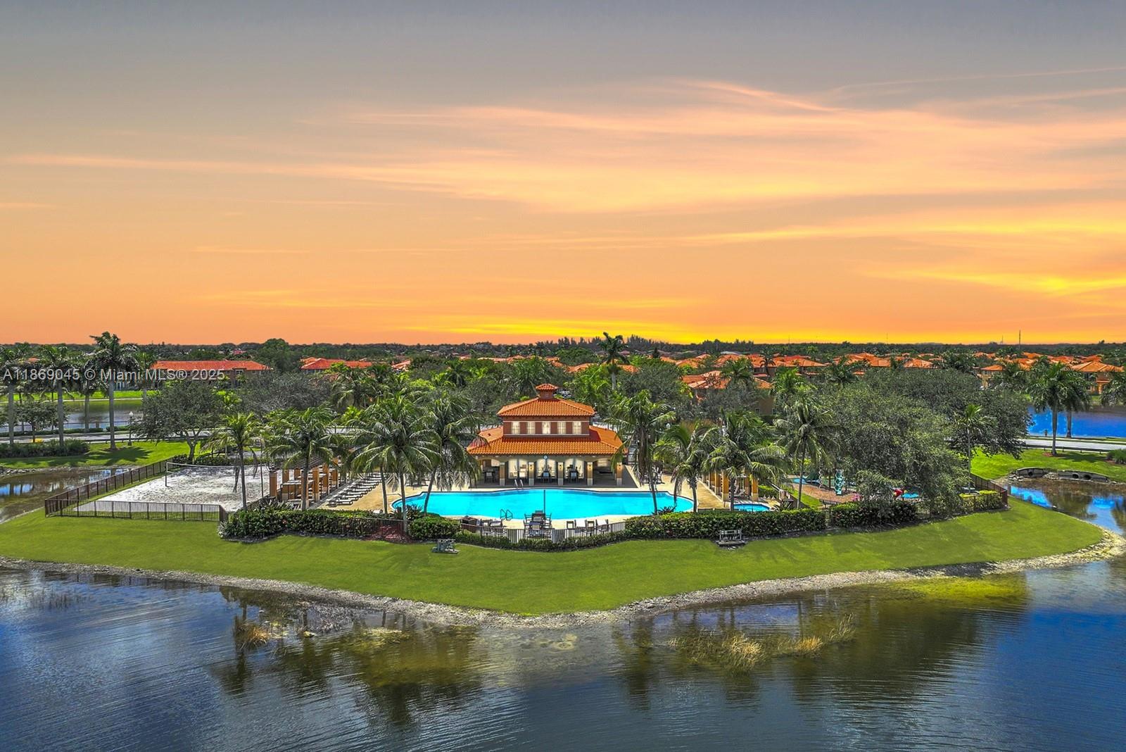 EGRET LAKE ESTATES - Residential