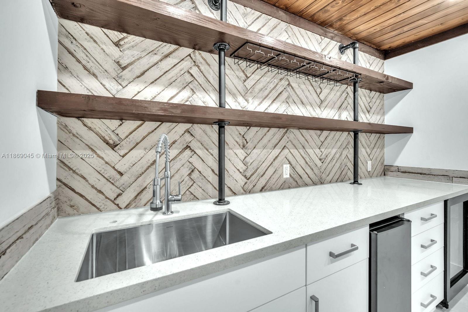 EGRET LAKE ESTATES - Residential