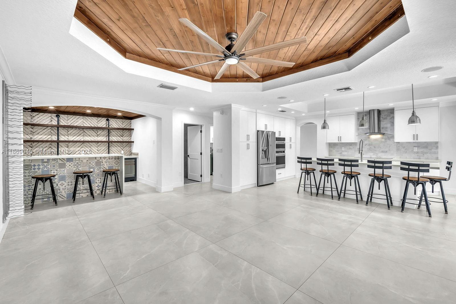 EGRET LAKE ESTATES - Residential