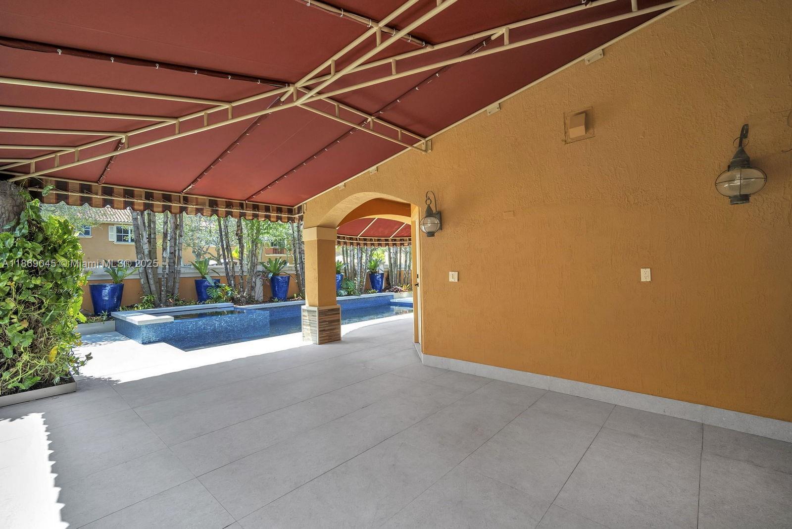 EGRET LAKE ESTATES - Residential