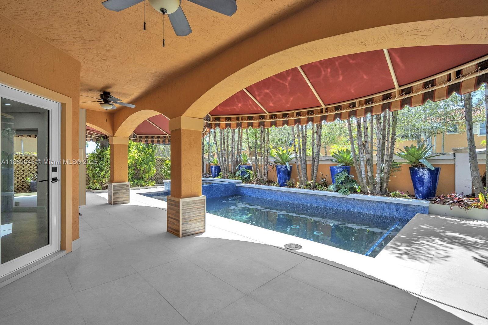 EGRET LAKE ESTATES - Residential