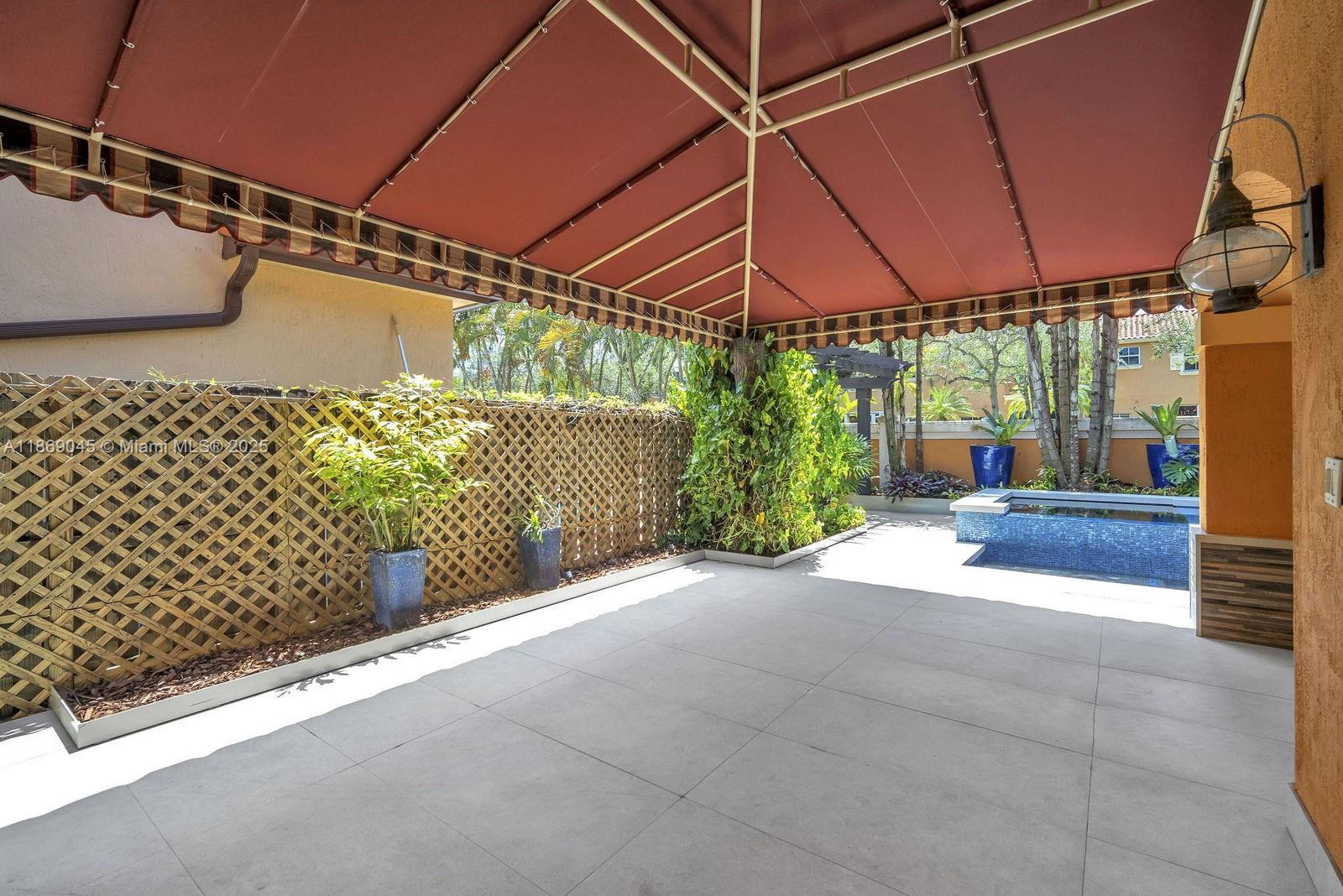 EGRET LAKE ESTATES - Residential