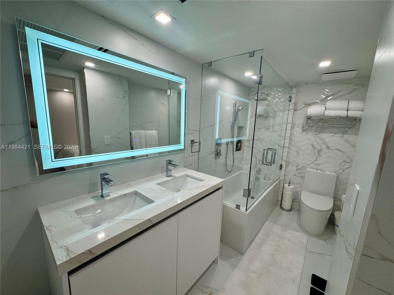 BALMORAL CONDO - Residential Lease