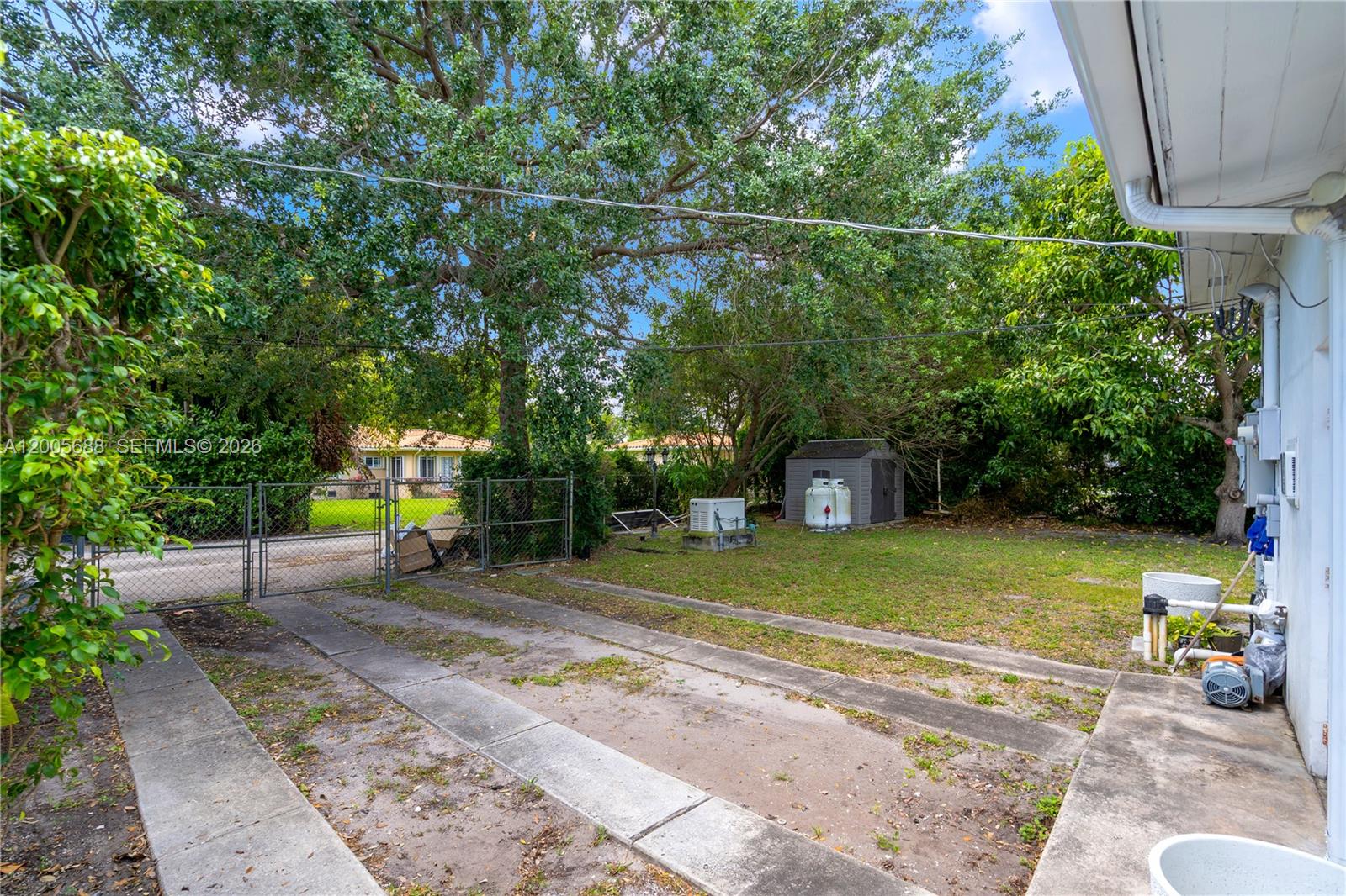 MIAMI SHORES SEC 5 - Residential