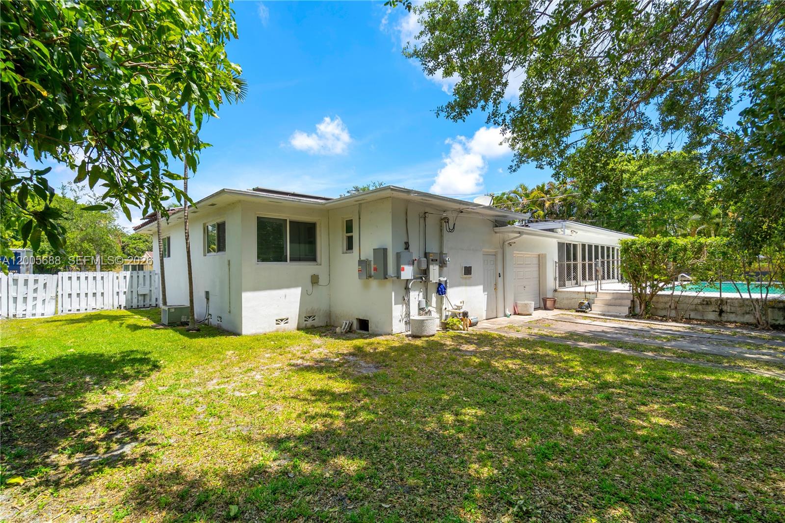 MIAMI SHORES SEC 5 - Residential