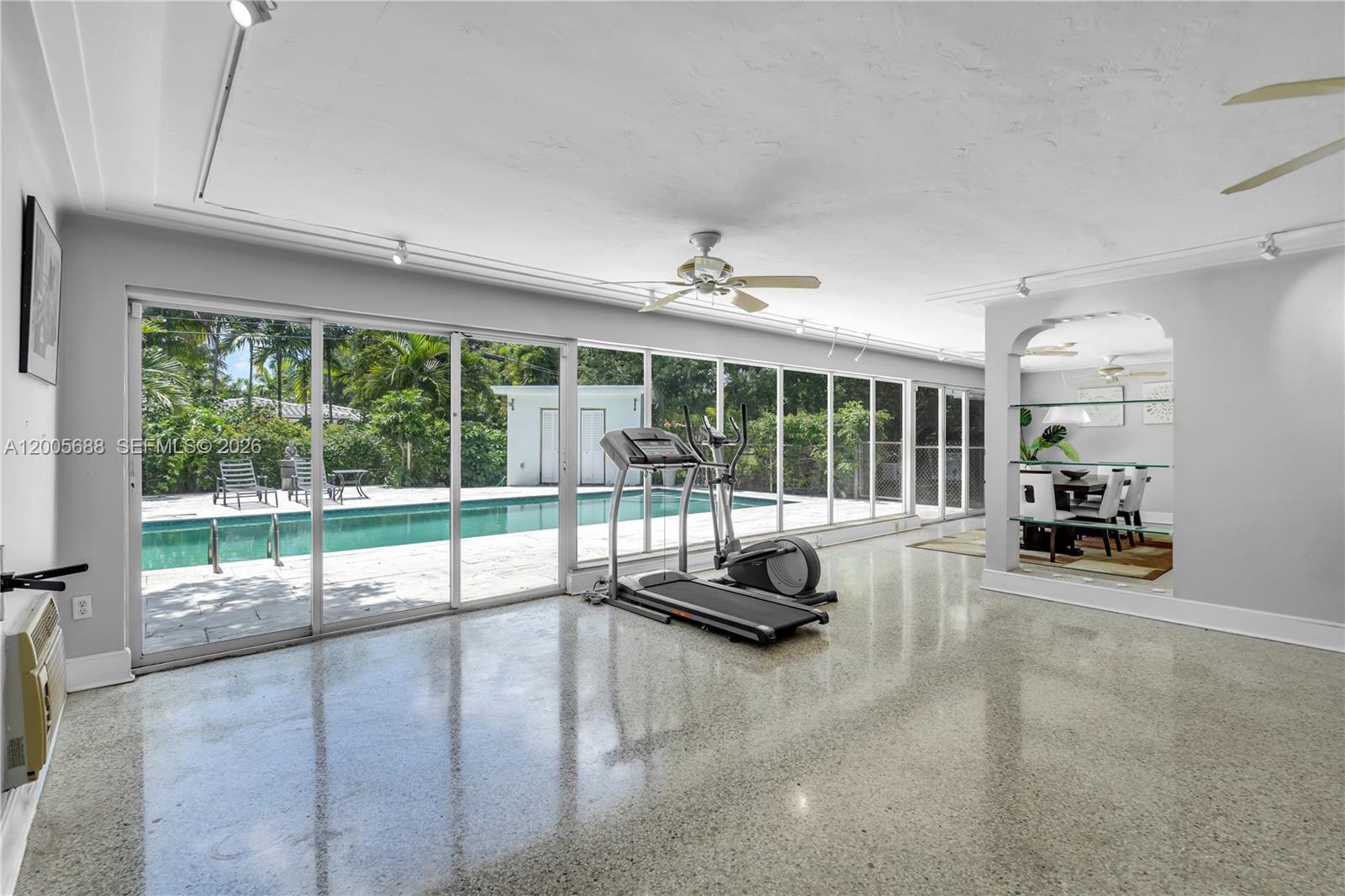 MIAMI SHORES SEC 5 - Residential