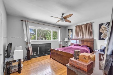 Tiny photo for 170 NW 105th St, Miami Shores, FL 33150 (MLS # A12005688)