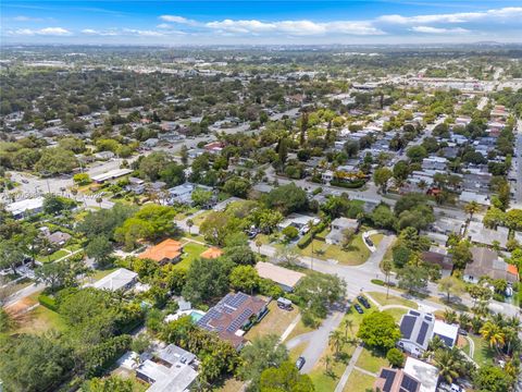 Tiny photo for 170 NW 105th St, Miami Shores, FL 33150 (MLS # A12005688)
