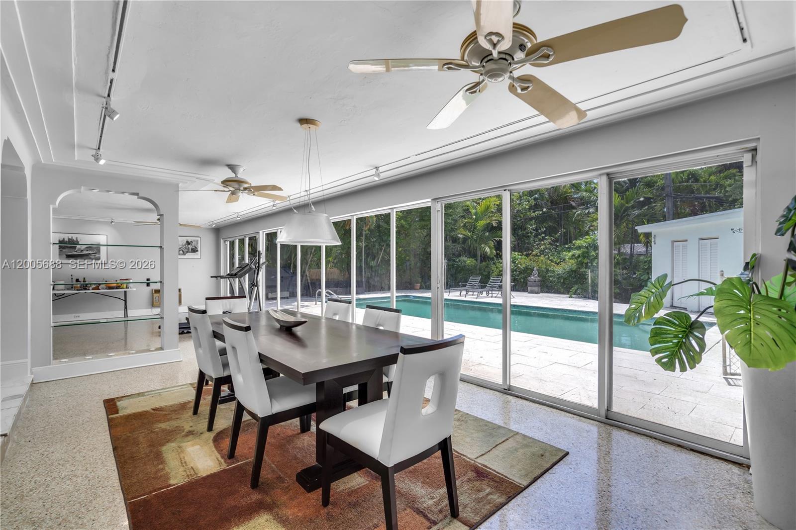 MIAMI SHORES SEC 5 - Residential