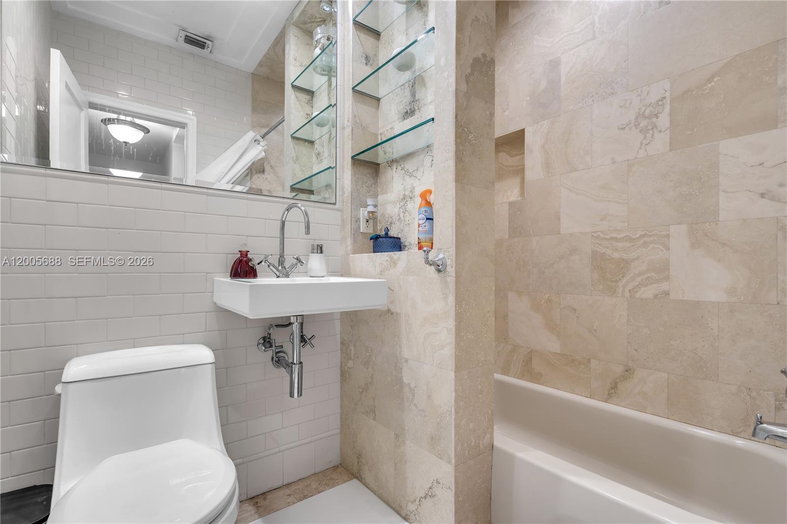 MIAMI SHORES SEC 5 - Residential