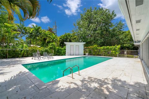 Tiny photo for 170 NW 105th St, Miami Shores, FL 33150 (MLS # A12005688)