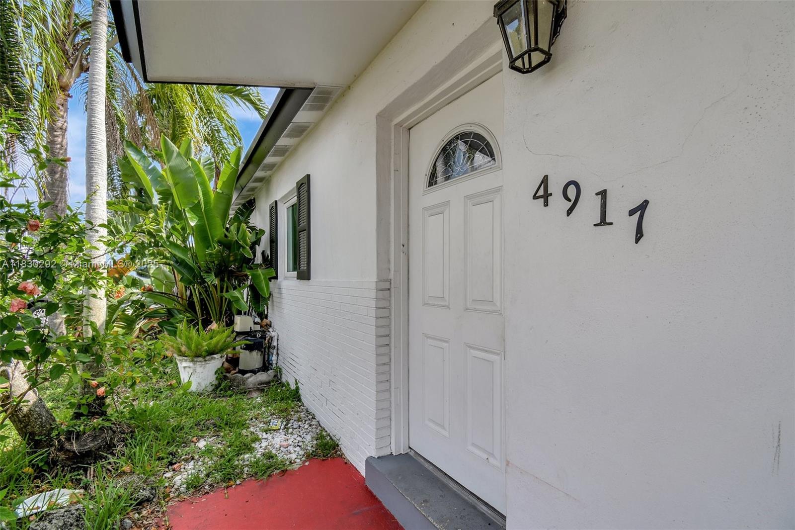 4917 SW 43rd Ter