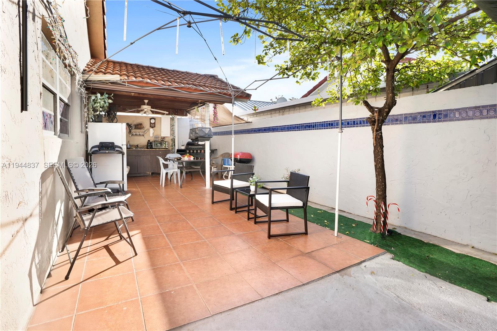 POL0MO HOMES SEC 2 - Residential