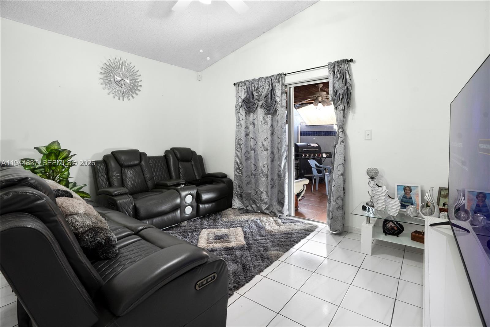 POL0MO HOMES SEC 2 - Residential