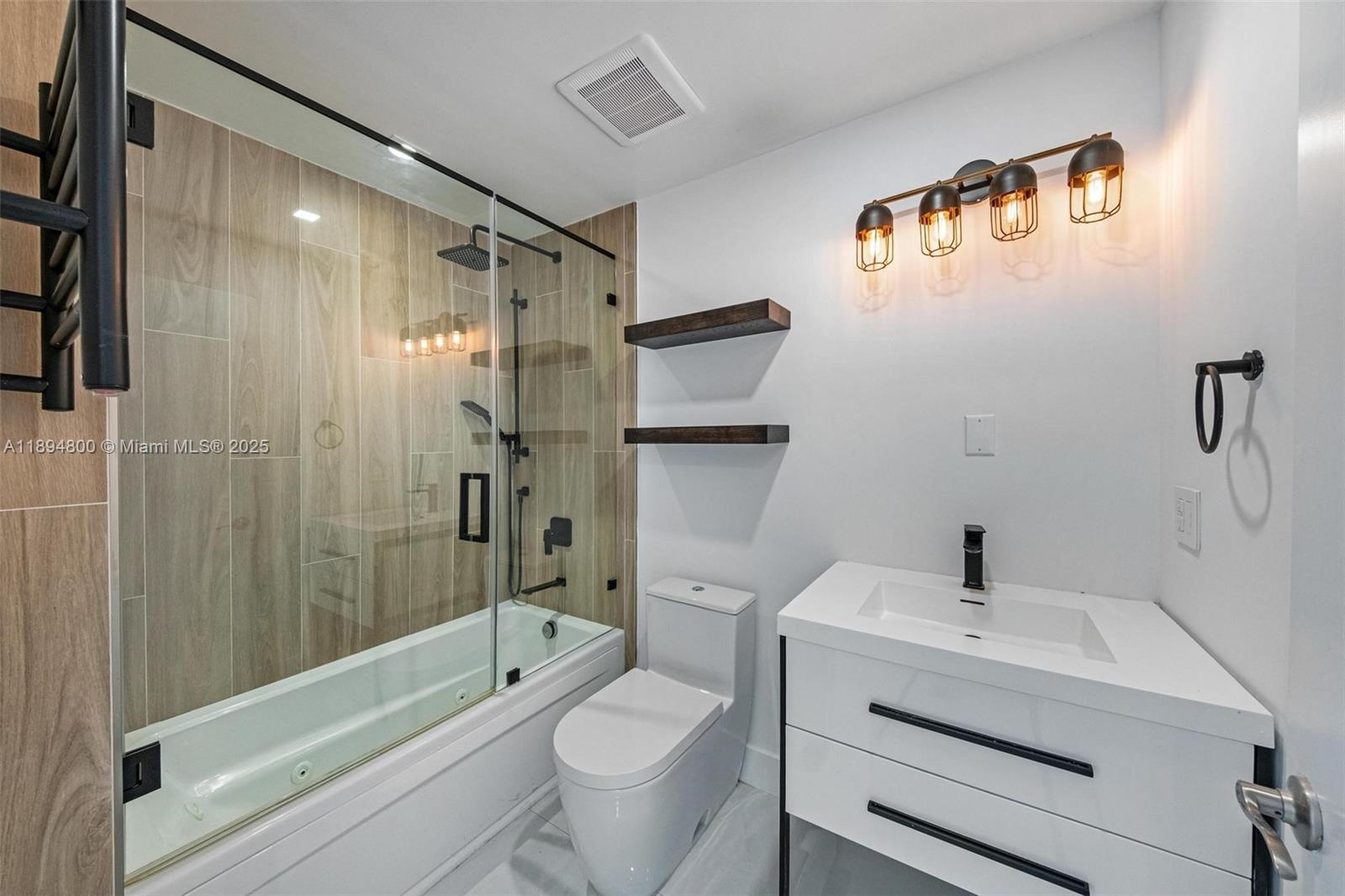 360 CONDO C - Residential