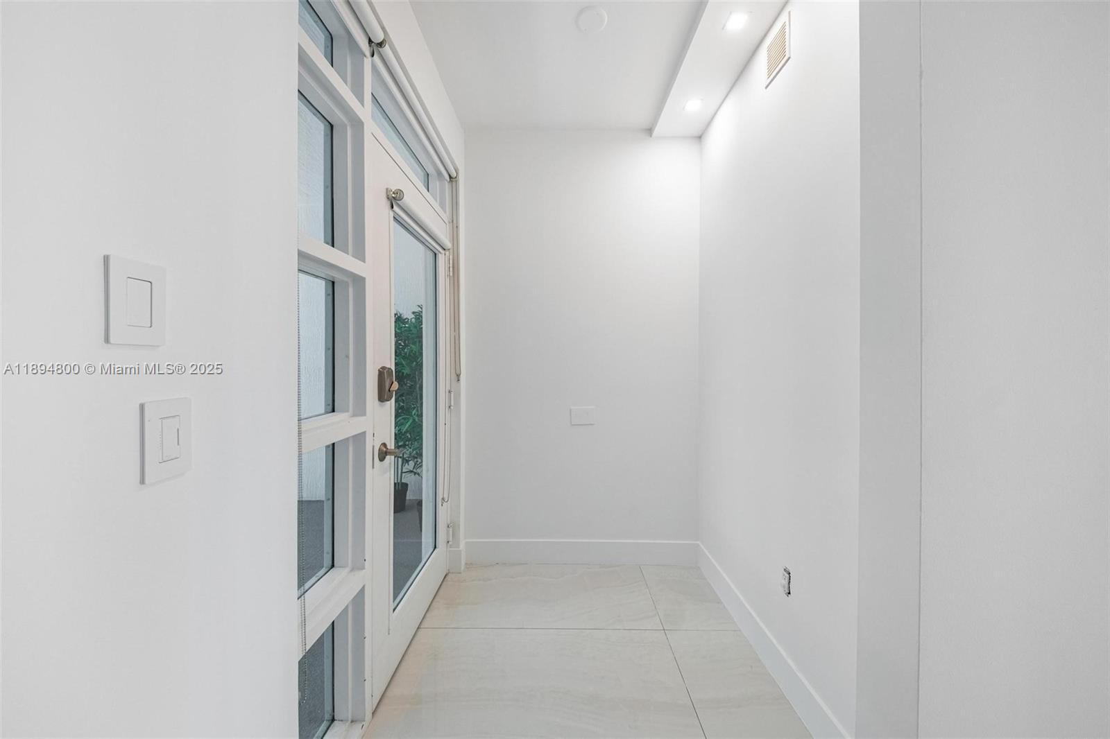 360 CONDO C - Residential